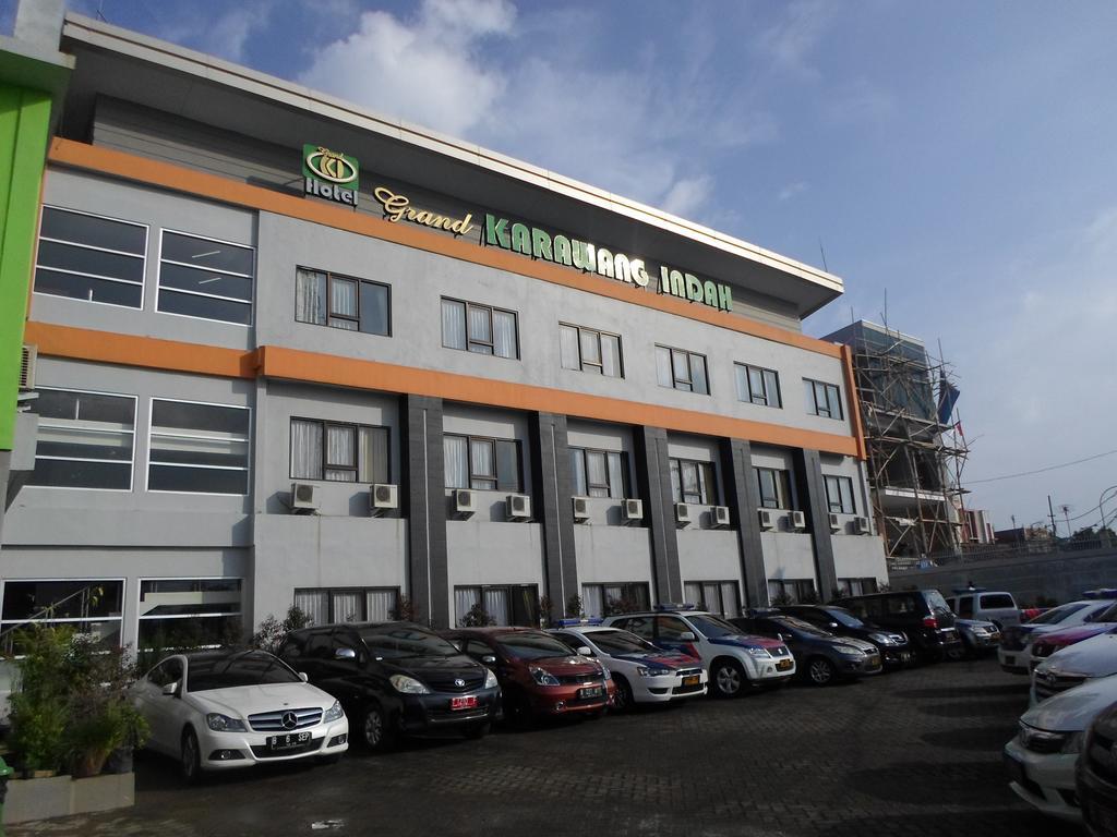 Hotel Grand Karawang Indah Eksteriør bilde